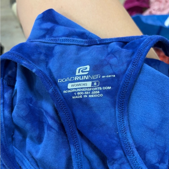 Road Runner Blue Tie-Dye Workout Tank - Picture 3 of 3